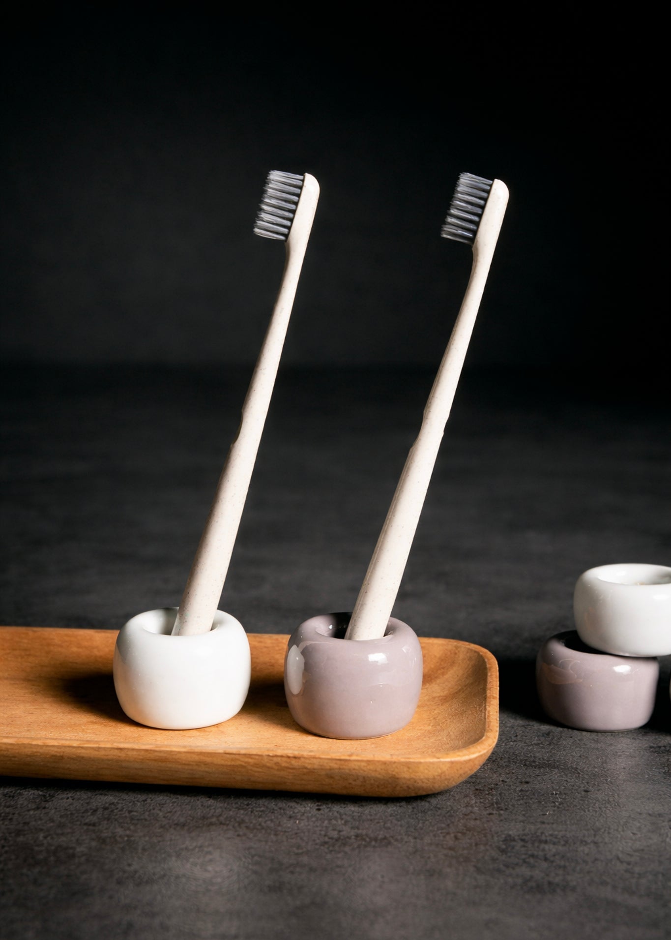 Ceramic toothbrush holder - Eden 