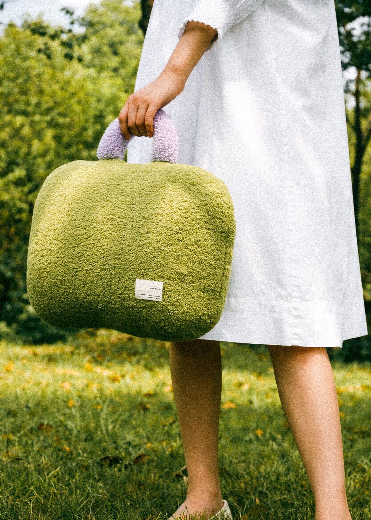 Decorative bag-shaped cushion – Soft Bag 