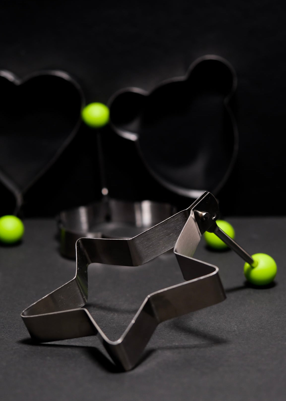 Lot de 5 moules de formes différentes - Five