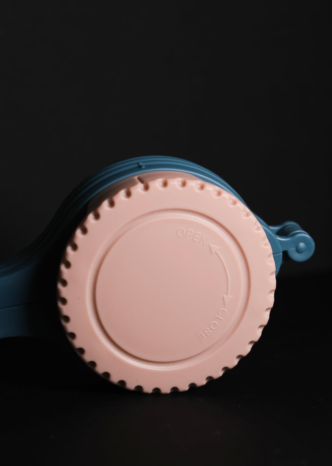 Pince de fermeture - Left open