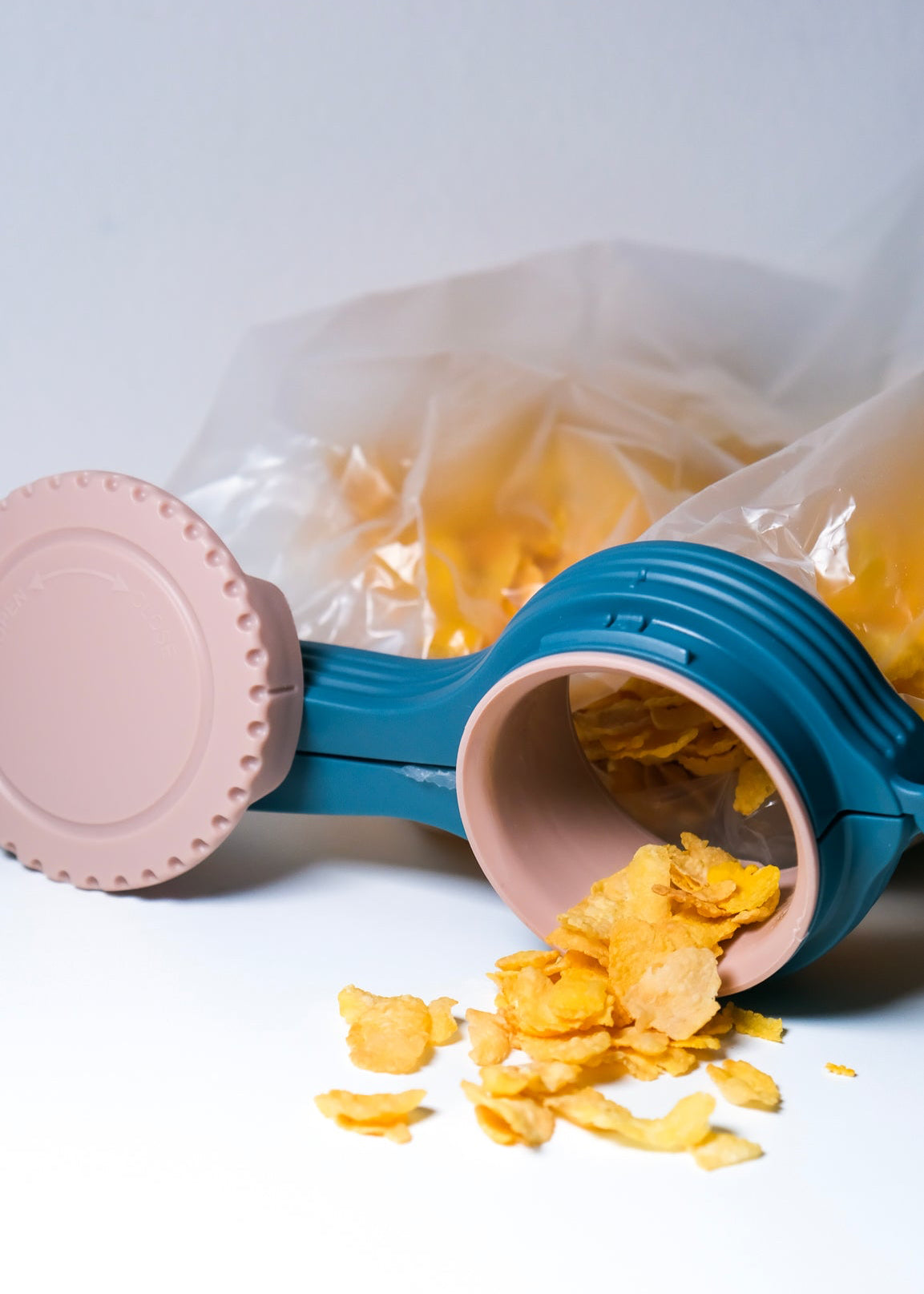 Pince de fermeture - Left open