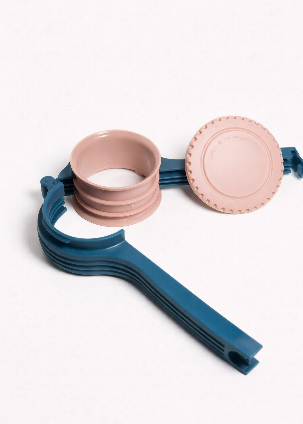 Closing pliers - Left open